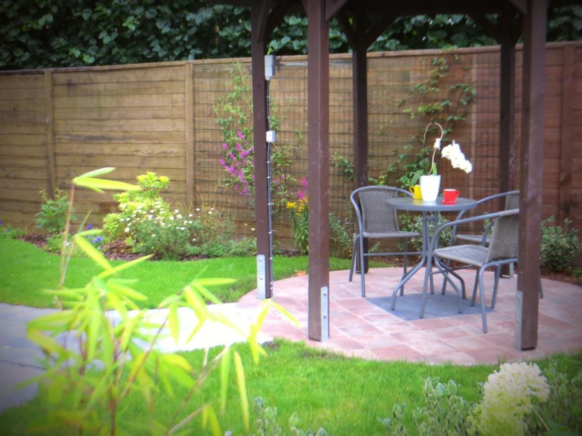 Bed And Breakfast Mentari Gante Exterior foto