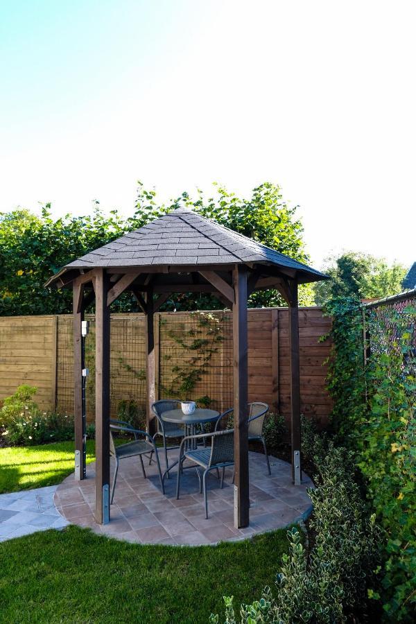 Bed And Breakfast Mentari Gante Exterior foto